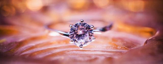 wedding engagement ring pexels